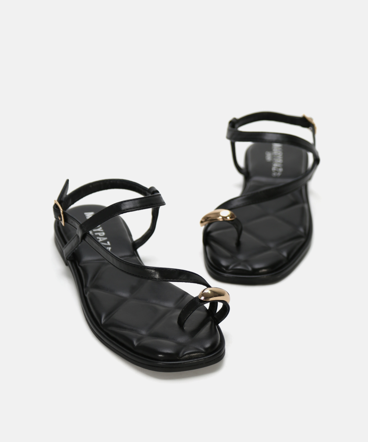 Sand&aacute;lia rasa com detalhe met&aacute;lico image number null